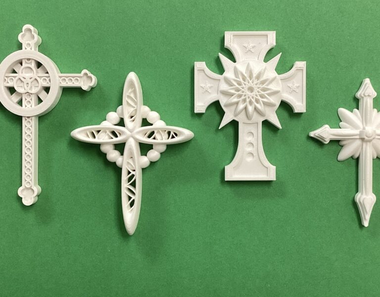 3D Prints of Cross Designs from 7B